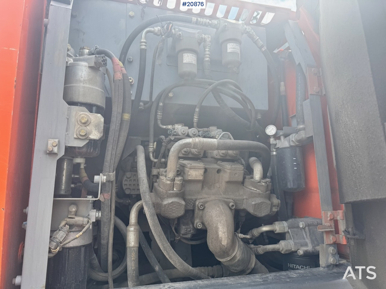 Ekskavator roda Hitachi ZX140W-5B: gambar 34