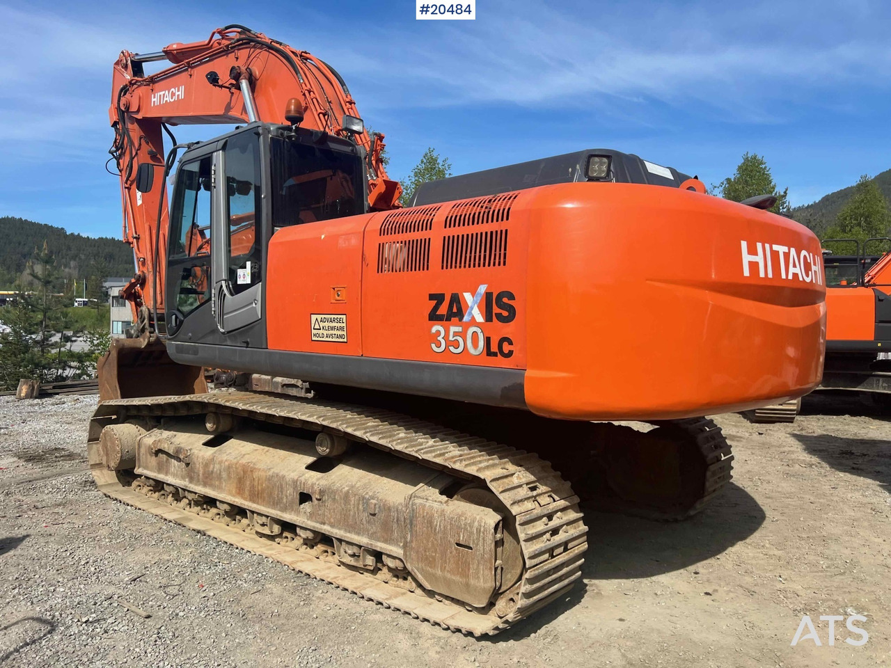 Ekskavator Hitachi ZX350LC-3: gambar 8