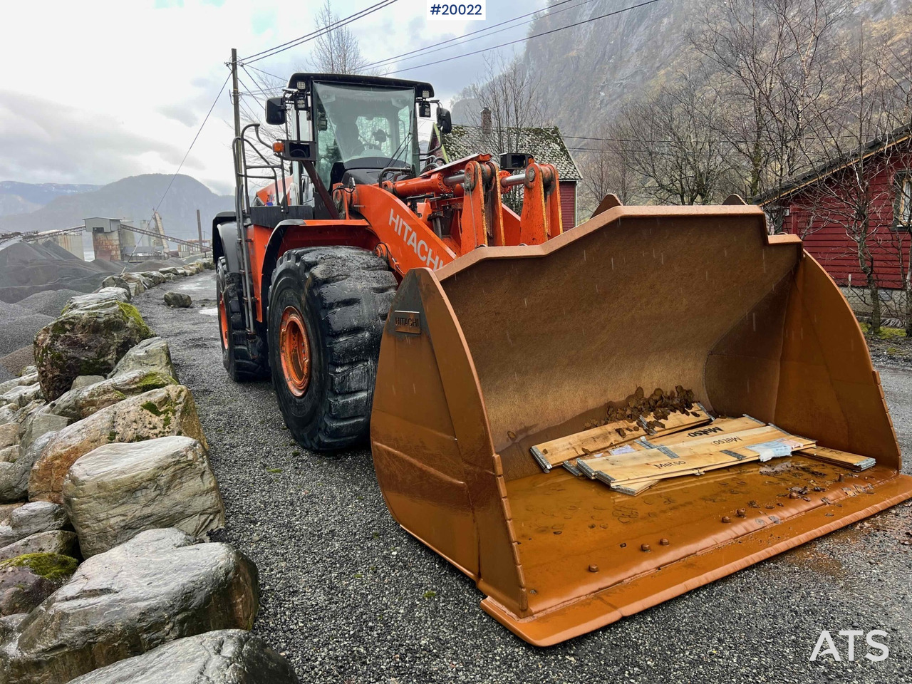 Hitachi zw370-6 - Wheel loader: gambar 2 Hitachi zw370-6 - Wheel loader: gambar 2