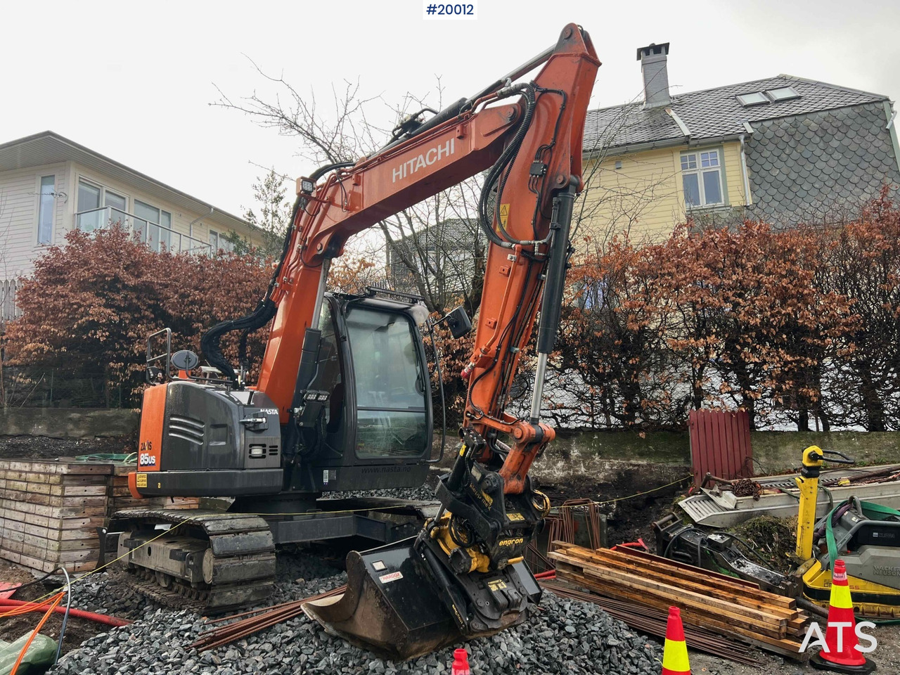Hitachi zx85us-6 gravemaskin m/ rototilt med klype og pusseskuffe - Ekskavator: gambar 1 Hitachi zx85us-6 gravemaskin m/ rototilt med klype og pusseskuffe - Ekskavator: gambar 1