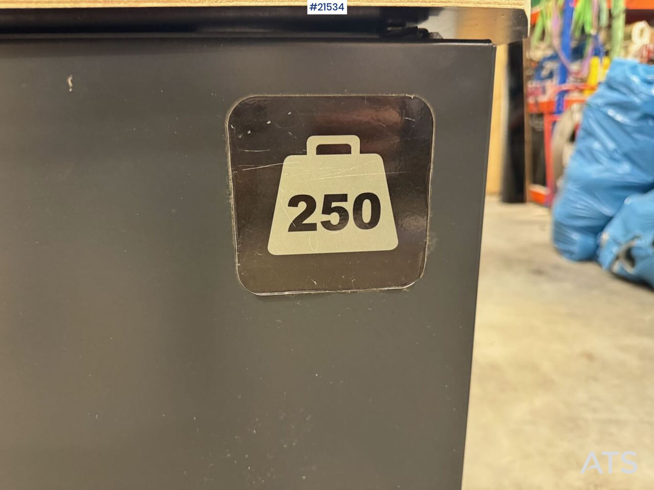 Innredning til Mercedes Vito - Kabin dan interior untuk Van pengiriman: gambar 5 Innredning til Mercedes Vito - Kabin dan interior untuk Van pengiriman: gambar 5