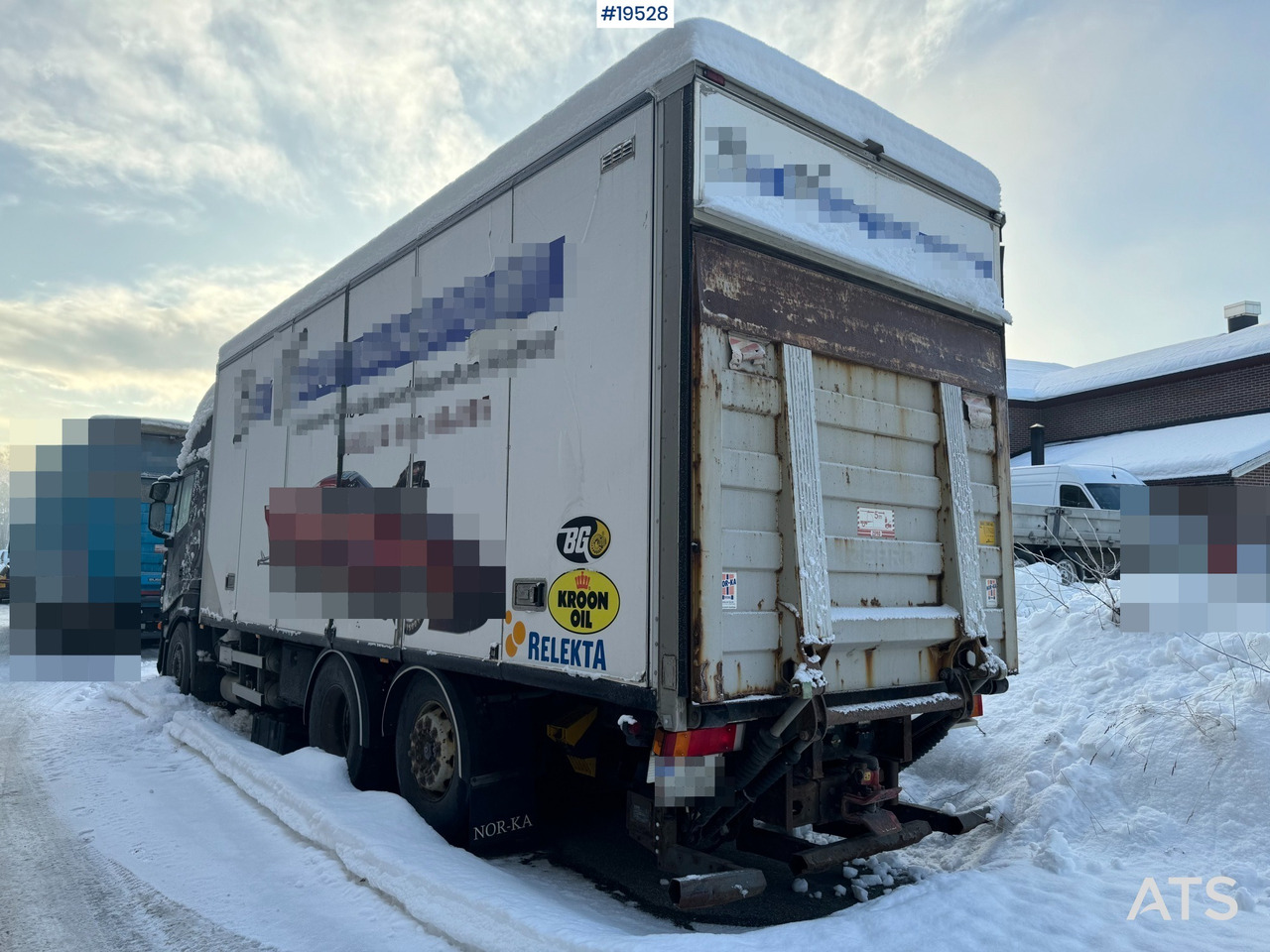 Iveco 260S56 - Truk box: gambar 3 Iveco 260S56 - Truk box: gambar 3