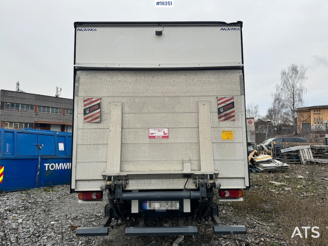 Iveco 75E - Truk box: gambar 4 Iveco 75E - Truk box: gambar 4