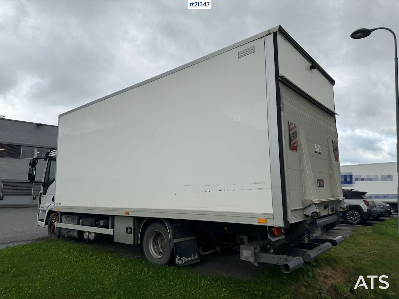 Iveco Eurocargo 75-210 - Truk box: gambar 3 Iveco Eurocargo 75-210 - Truk box: gambar 3