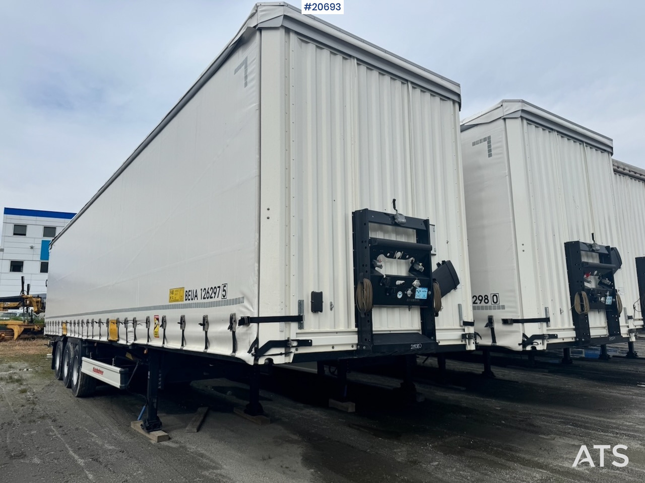 Kaessbohrer Kapelltralle - Semi-trailer dengan terpal samping: gambar 1 Kaessbohrer Kapelltralle - Semi-trailer dengan terpal samping: gambar 1