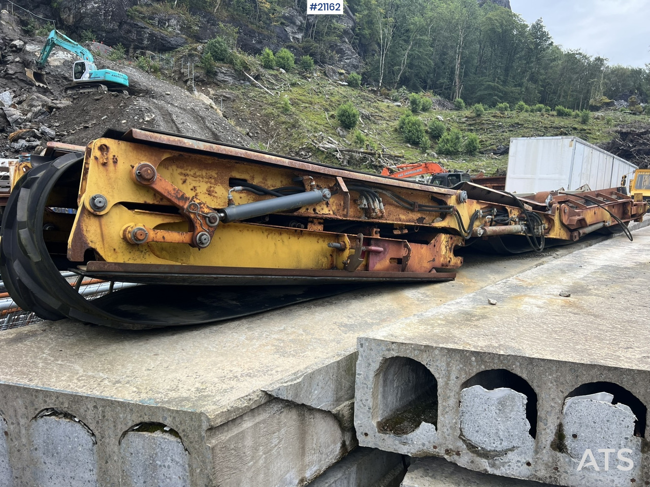 Screener Keestrack Frontier: gambar 18 Screener Keestrack Frontier: gambar 18