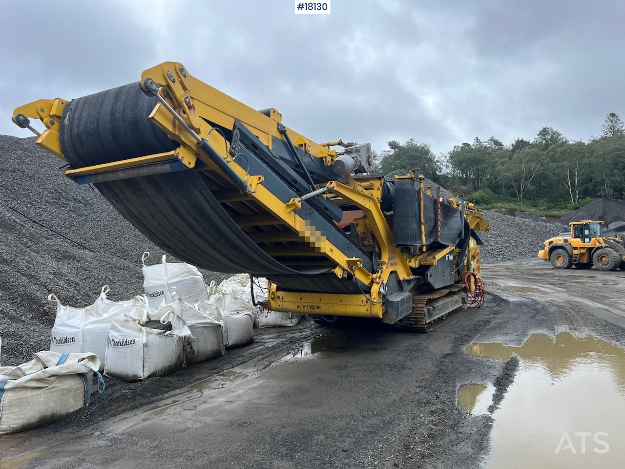 Keestrack K6 - Screener: gambar 1 Keestrack K6 - Screener: gambar 1