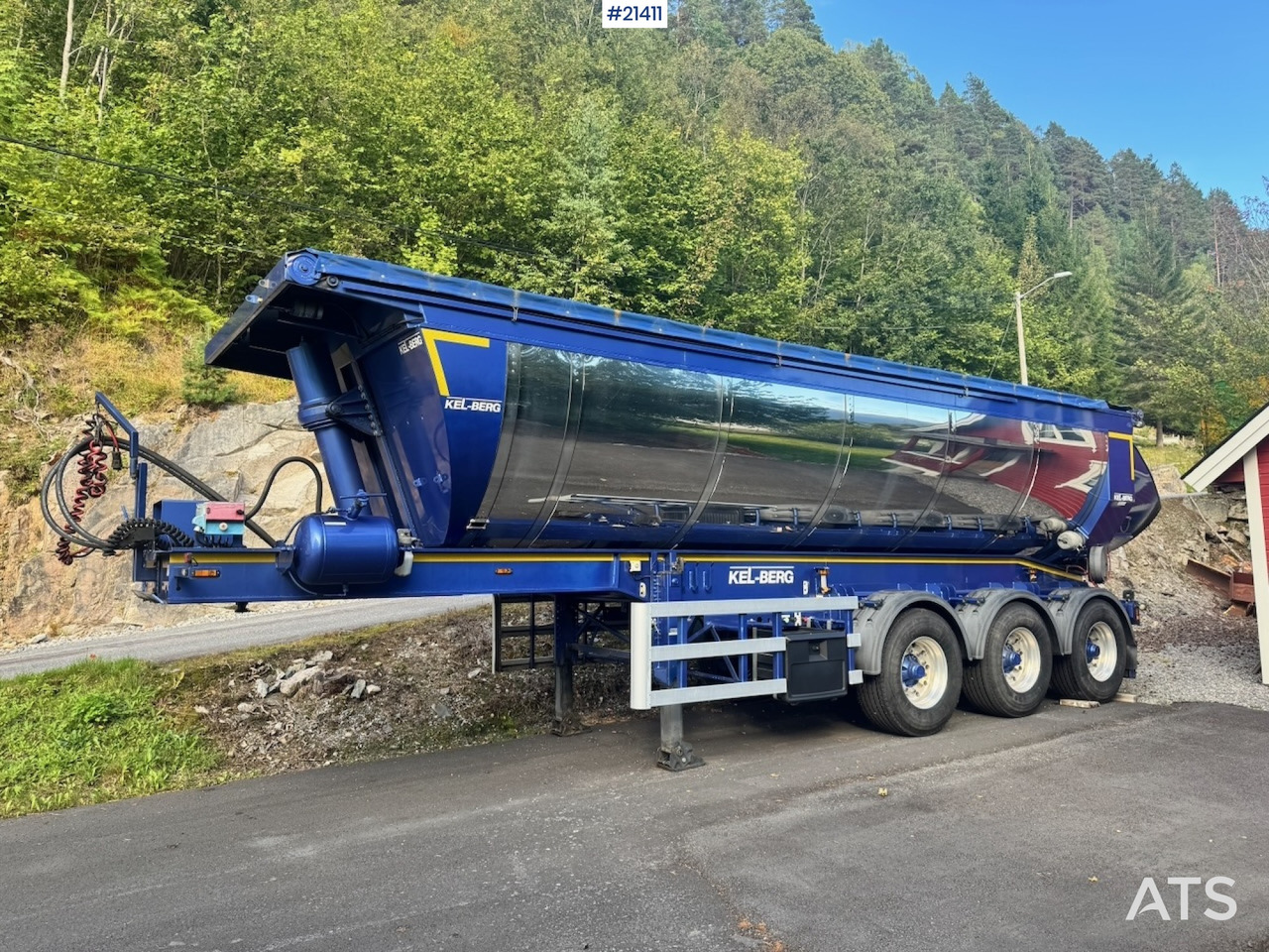 Kel-berg Asfaltsemi - Semi-trailer jungkit: gambar 2 Kel-berg Asfaltsemi - Semi-trailer jungkit: gambar 2