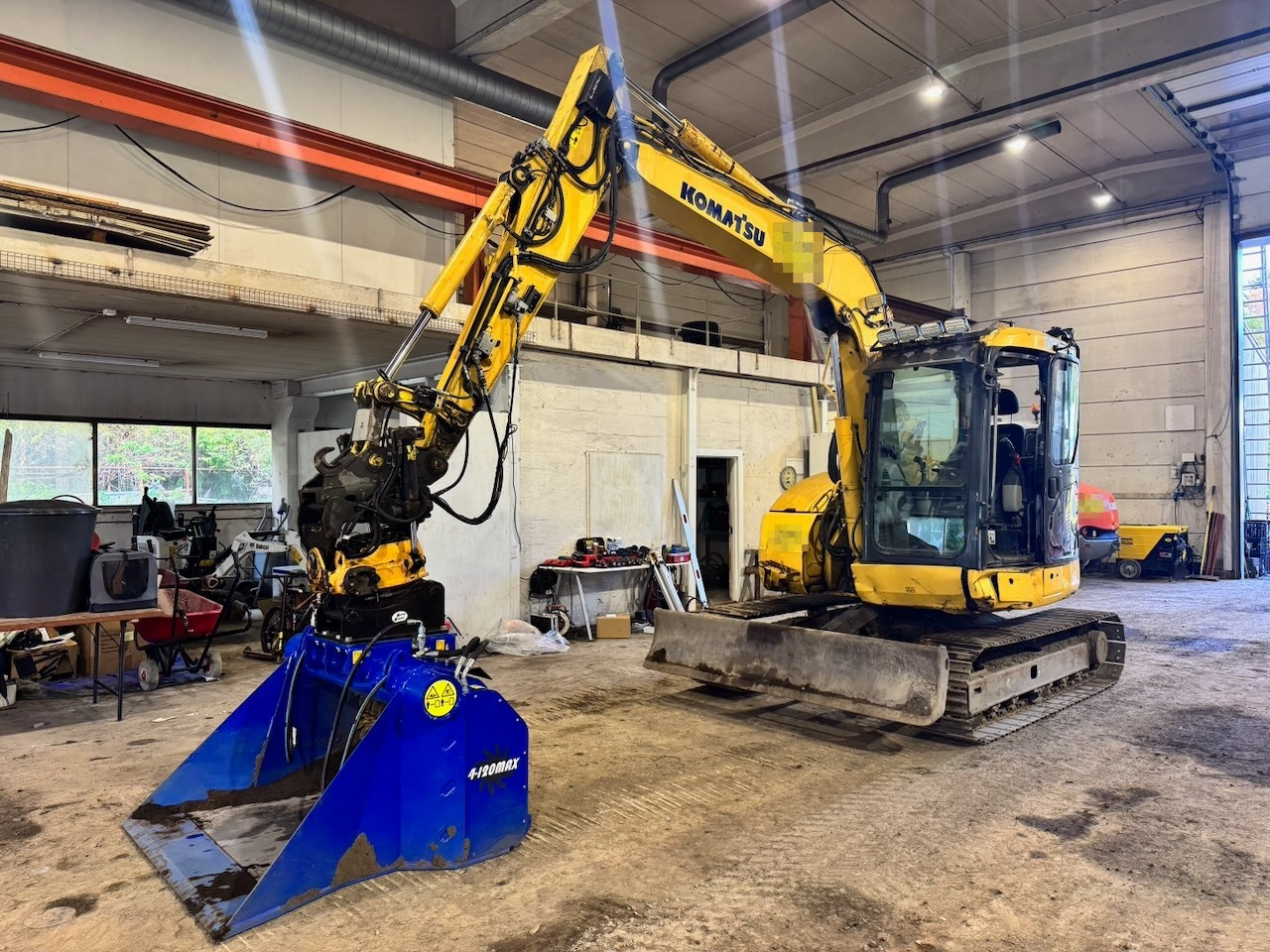 Komatsu 2013 Komatsu PC78US-8 Beltegraver m/ Rototilt og 2 skuffer. - Ekskavator perayap: gambar 1 Komatsu 2013 Komatsu PC78US-8 Beltegraver m/ Rototilt og 2 skuffer. - Ekskavator perayap: gambar 1