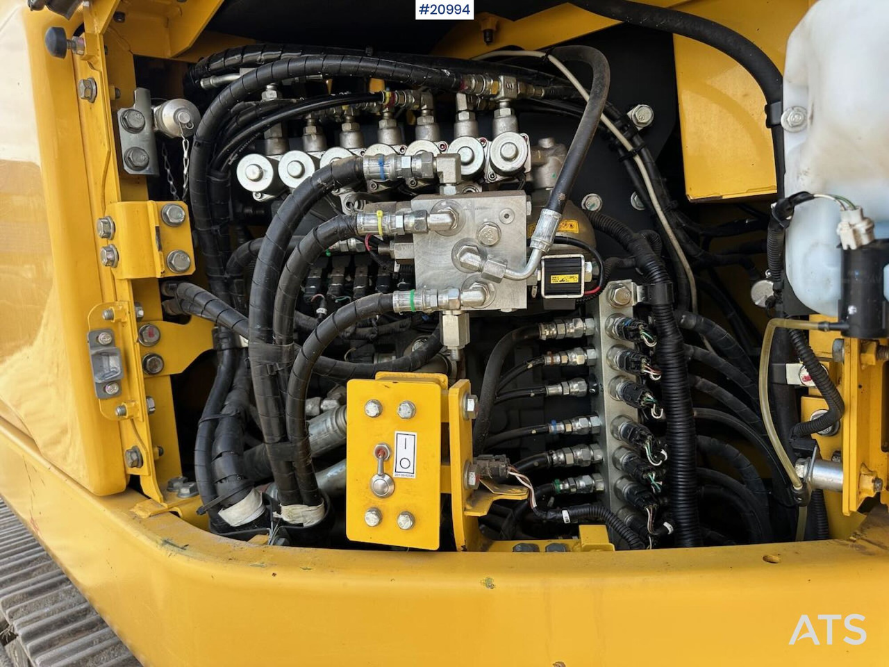 Leasing Komatsu PC228USLC-10 Komatsu PC228USLC-10: gambar 29