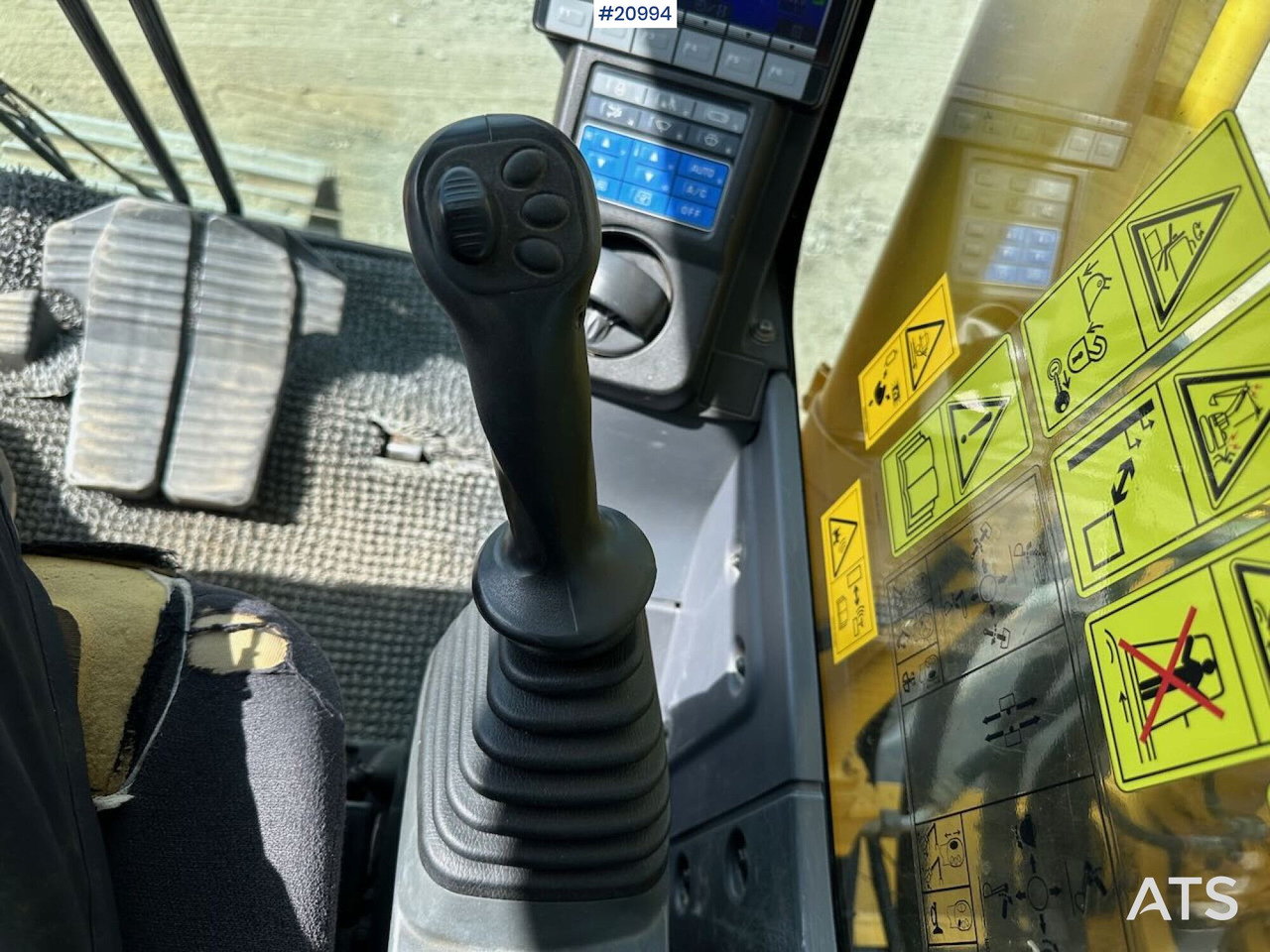 Leasing Komatsu PC228USLC-10 Komatsu PC228USLC-10: gambar 37