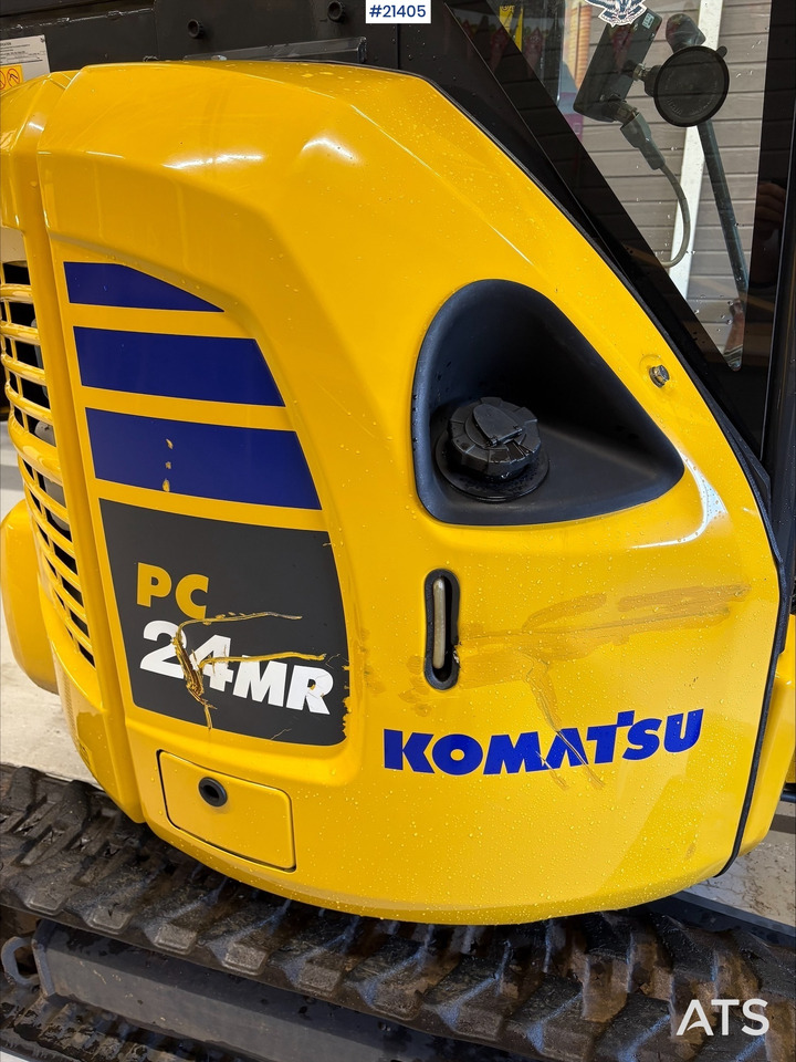 Ekskavator mini Komatsu PC24 MR-5 gravemaskin m/ pusseskuffe, rototilt, smalskuffe, graveskuffe og klype: gambar 6