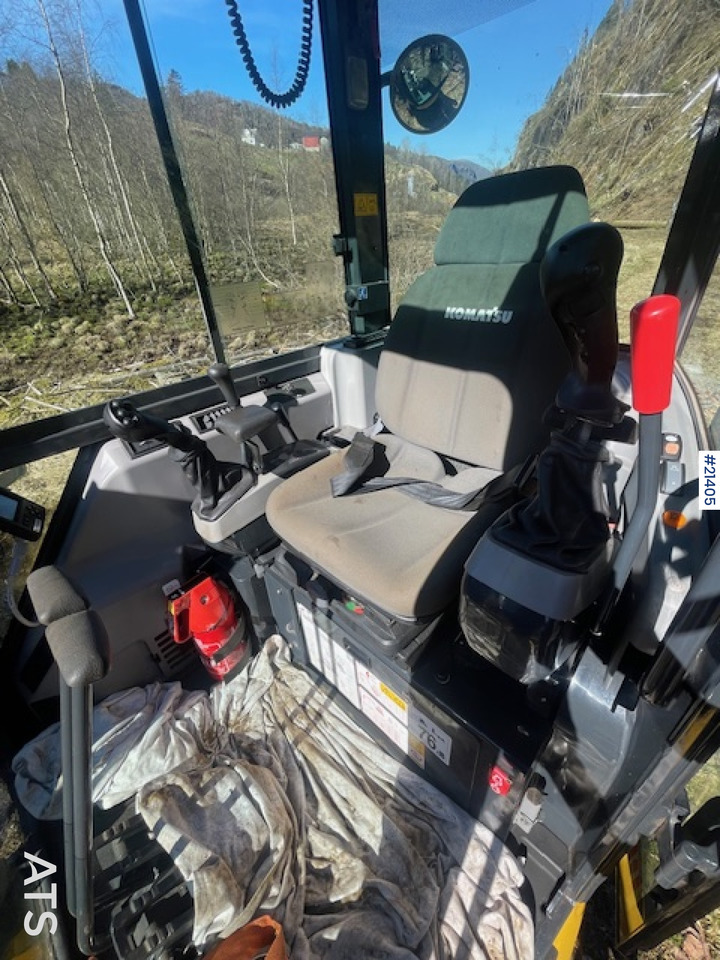 Ekskavator mini Komatsu PC24 MR-5 gravemaskin m/ pusseskuffe, rototilt, smalskuffe, graveskuffe og klype: gambar 7