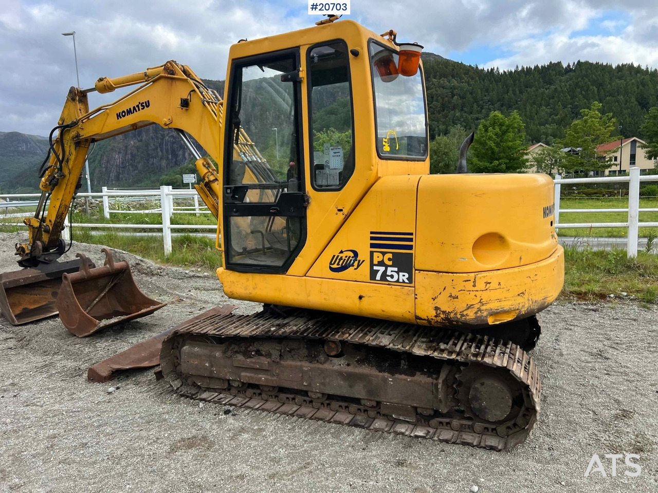 Komatsu PC75 - Ekskavator: gambar 4 Komatsu PC75 - Ekskavator: gambar 4
