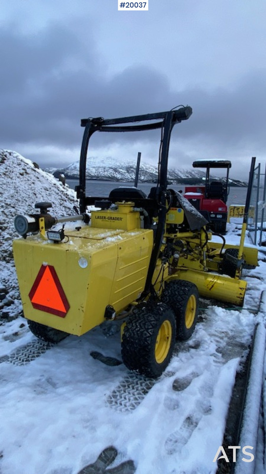 Laser Grader 106 - Grader: gambar 4 Laser Grader 106 - Grader: gambar 4