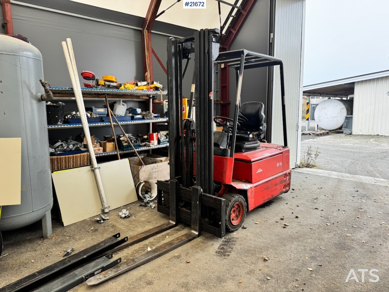 Linde Linde E16 EL Truck m/ forlengere. - Forklift listrik: gambar 1 Linde Linde E16 EL Truck m/ forlengere. - Forklift listrik: gambar 1