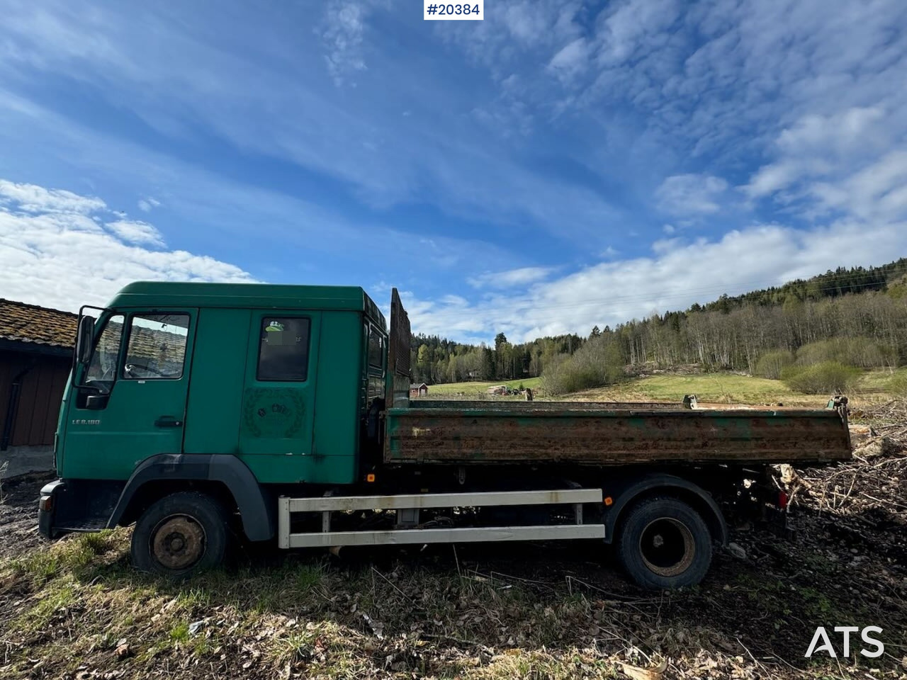 MAN LE8.180 - Truk flatbed: gambar 3 MAN LE8.180 - Truk flatbed: gambar 3