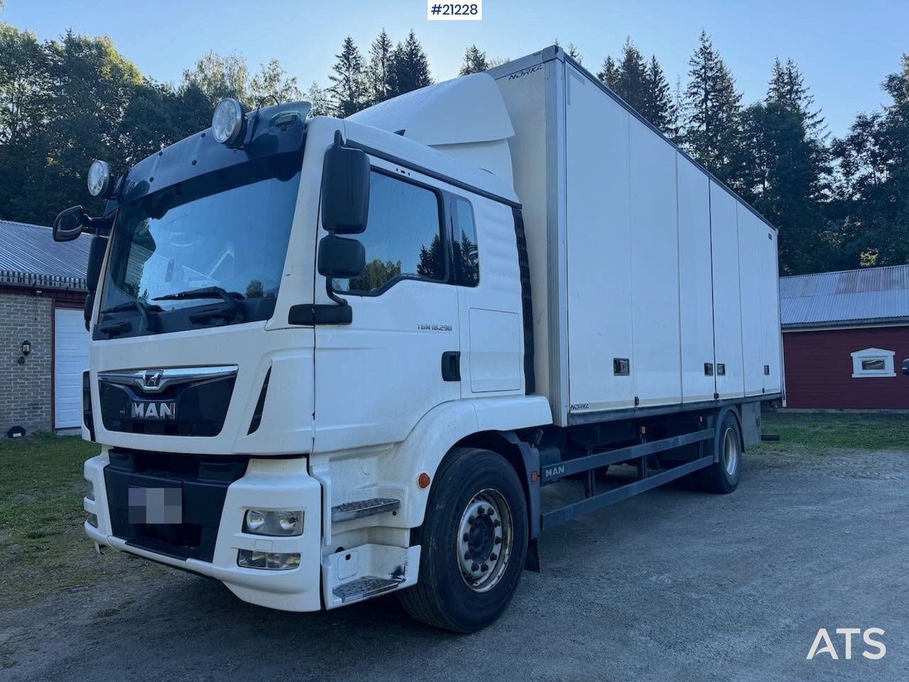 MAN TGM 18.290 - Truk box: gambar 1 MAN TGM 18.290 - Truk box: gambar 1