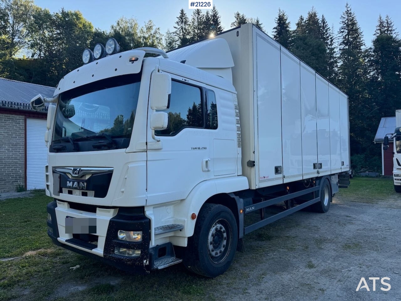 MAN TGM - Truk box: gambar 1 MAN TGM - Truk box: gambar 1