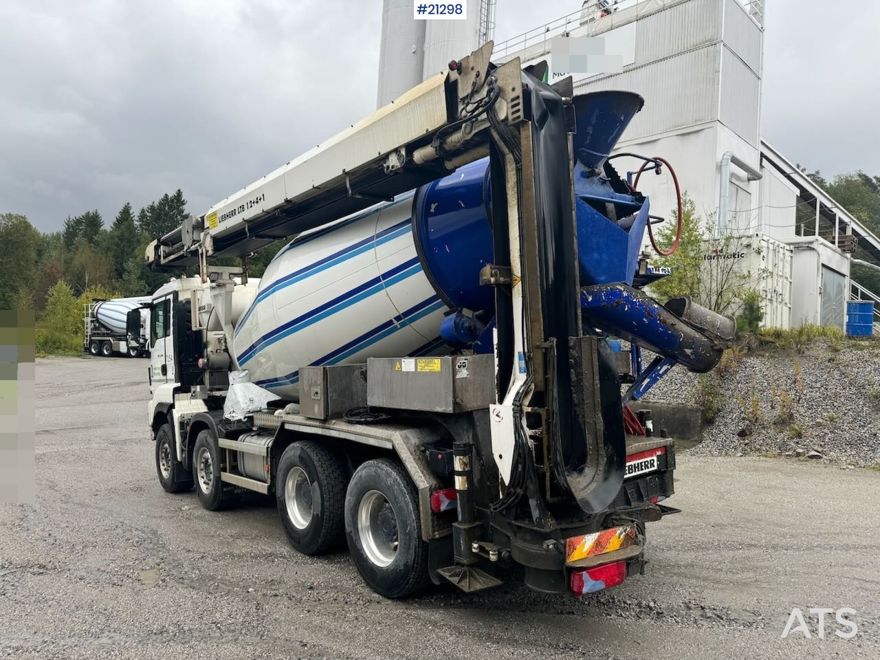 MAN TGS 35.500 - Truk pengaduk beton: gambar 4 MAN TGS 35.500 - Truk pengaduk beton: gambar 4