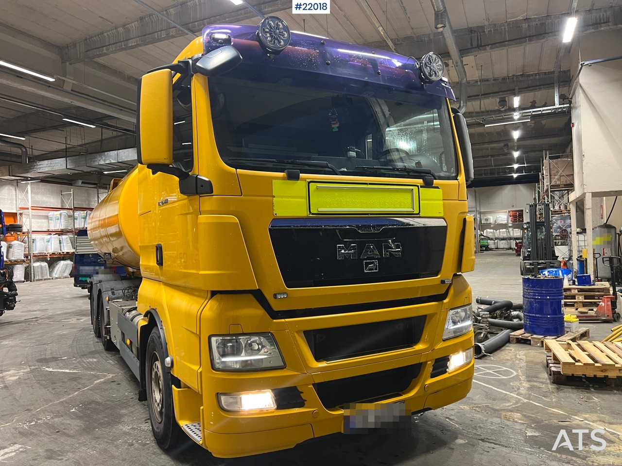 MAN TGX26.480 - Truk tangki: gambar 2 MAN TGX26.480 - Truk tangki: gambar 2