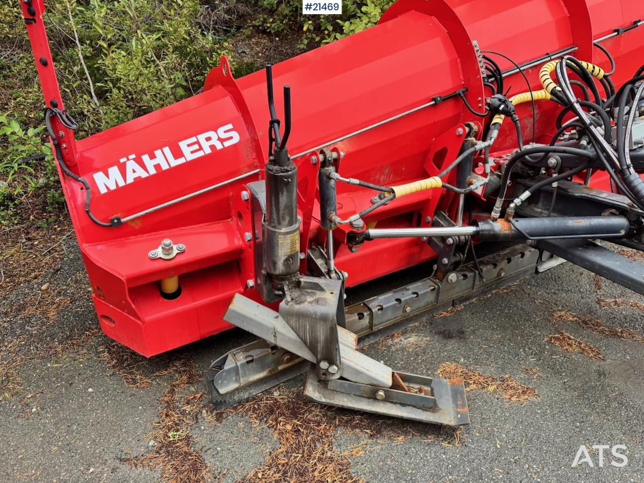 Mãhlers DPH3700 - Bajak salju: gambar 3 Mãhlers DPH3700 - Bajak salju: gambar 3