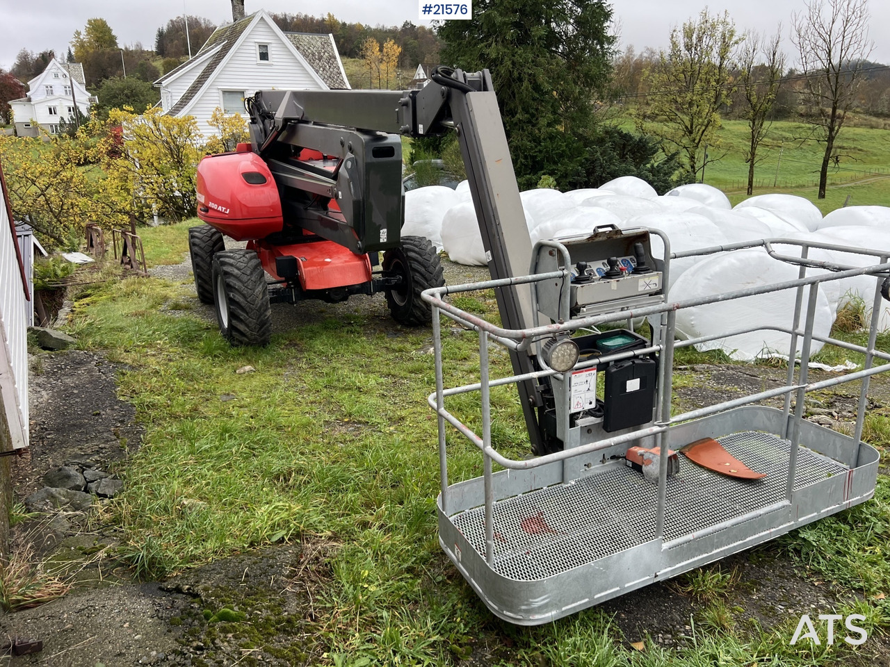 Manitou 200 ATJ Teleskoplift - Boom artikulasi: gambar 1 Manitou 200 ATJ Teleskoplift - Boom artikulasi: gambar 1