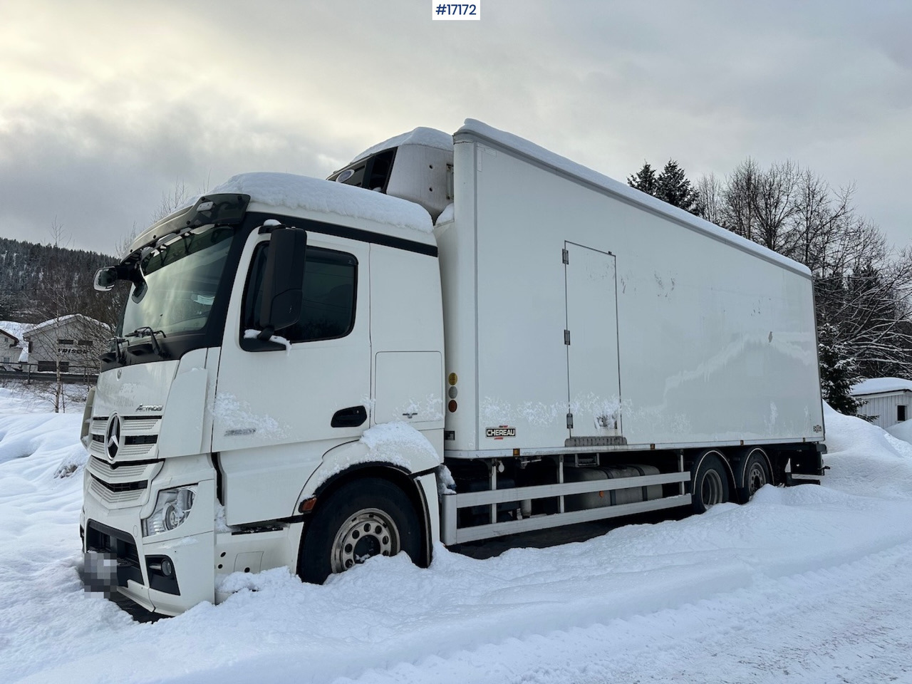 Mercedes Actros 2551 - Truk box: gambar 2 Mercedes Actros 2551 - Truk box: gambar 2