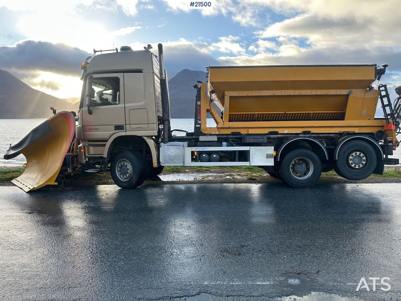 Mercedes Actros 2848 4x4+2 brøyterigget krokbil - Hook lift: gambar 2 Mercedes Actros 2848 4x4+2 brøyterigget krokbil - Hook lift: gambar 2