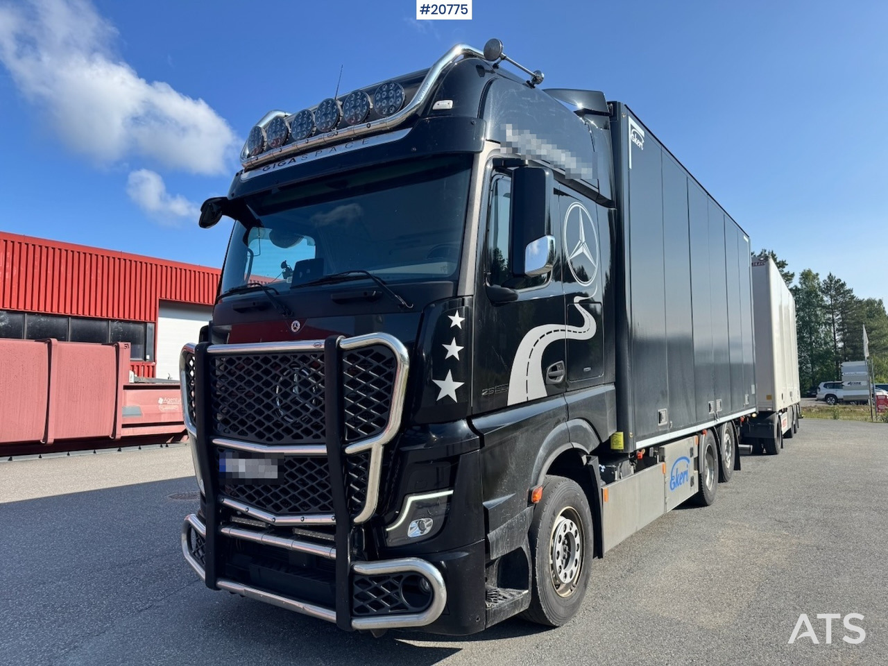 Mercedes Actros - Truk box: gambar 2 Mercedes Actros - Truk box: gambar 2