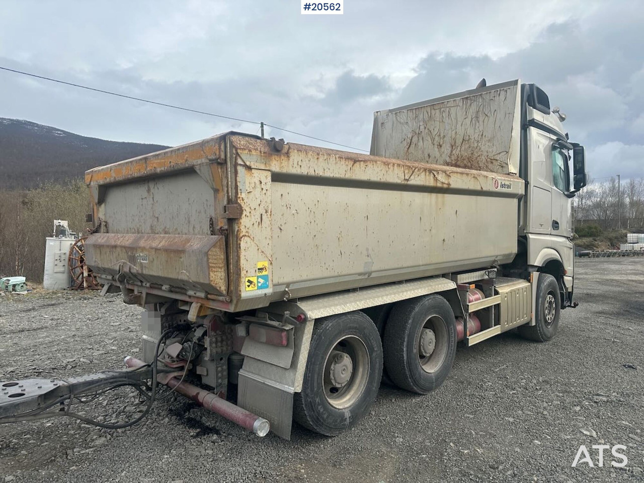 Mercedes Arocs 2658 - Truk jungkit: gambar 4 Mercedes Arocs 2658 - Truk jungkit: gambar 4