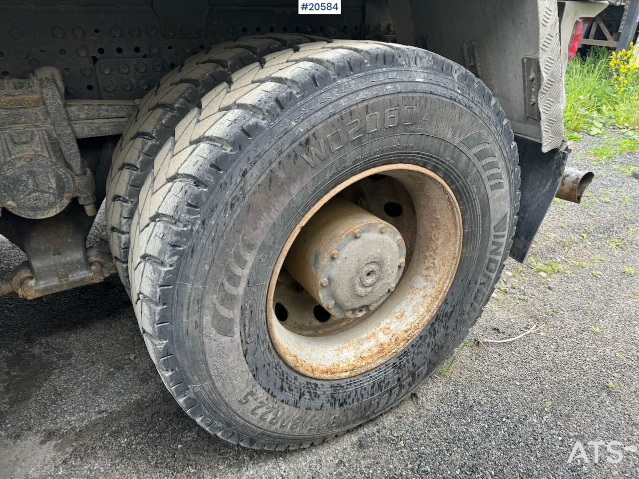 Truk jungkit Mercedes Arocs 3258: gambar 17