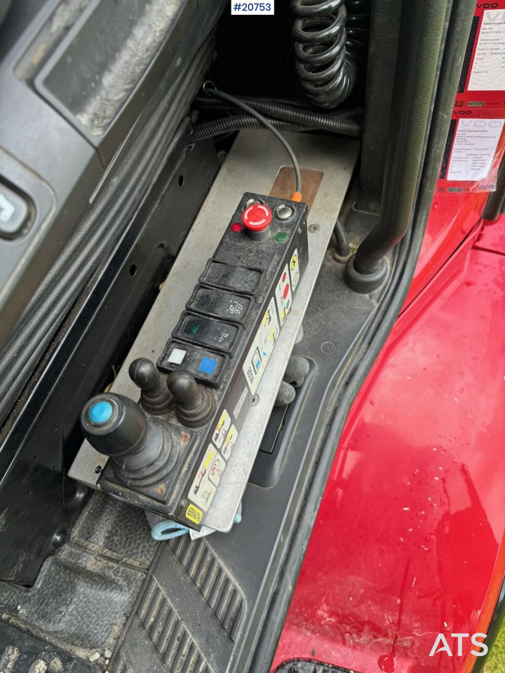 Hook lift Mercedes Arocs 3258: gambar 37
