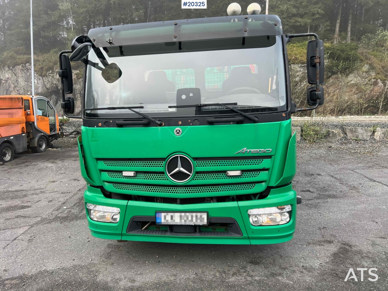 Mercedes Atego 1524 4x2 Liftdumper. SE VIDEO - Truk skip loader: gambar 4 Mercedes Atego 1524 4x2 Liftdumper. SE VIDEO - Truk skip loader: gambar 4