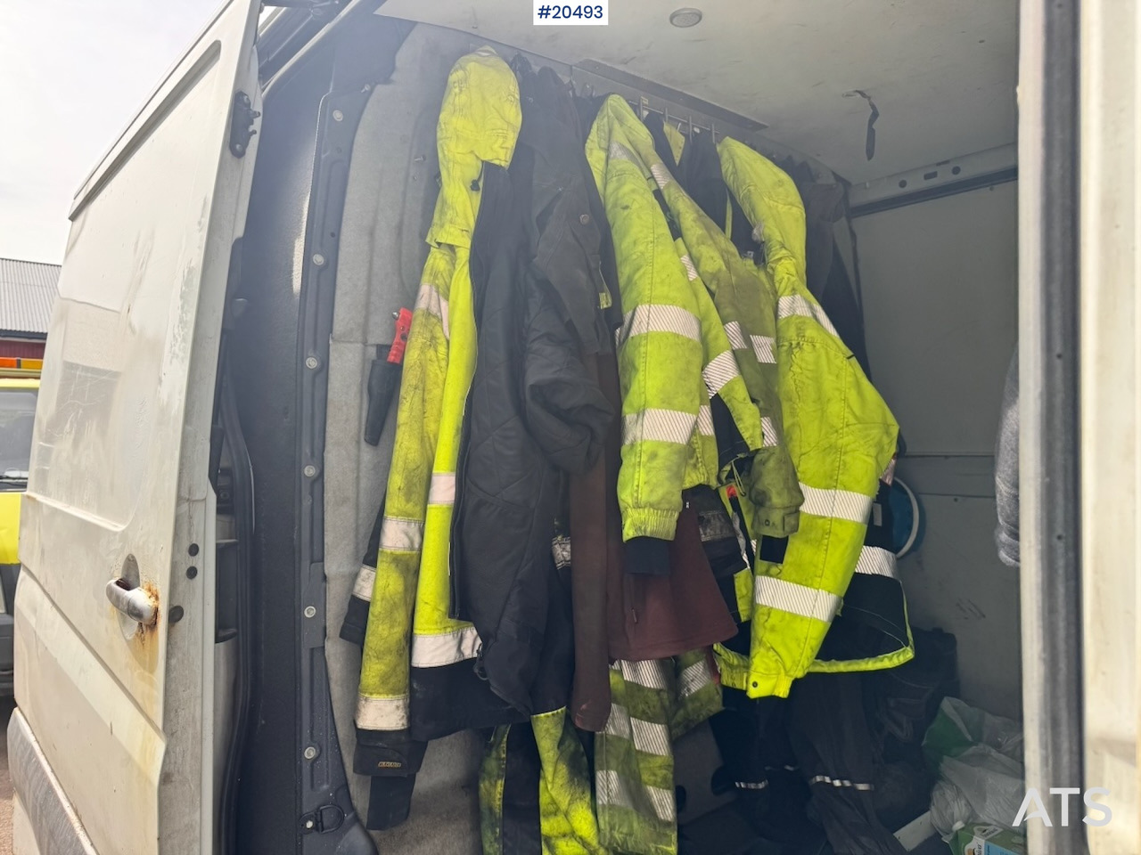 Van panel Mercedes Sprinter 316: gambar 19