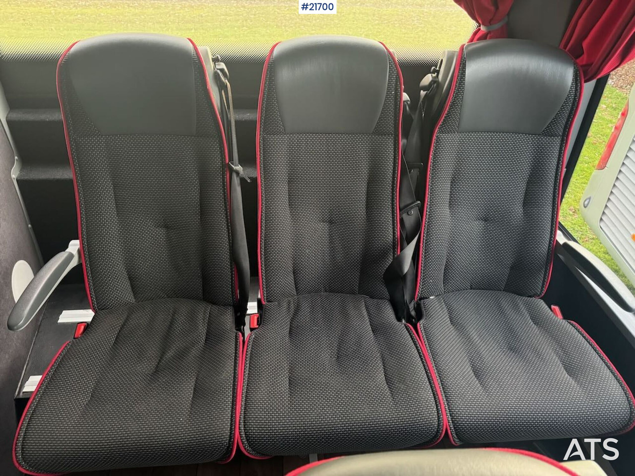 Bus pariwisata Mercedes Tourismo Turbuss. 35+2 seter: gambar 21