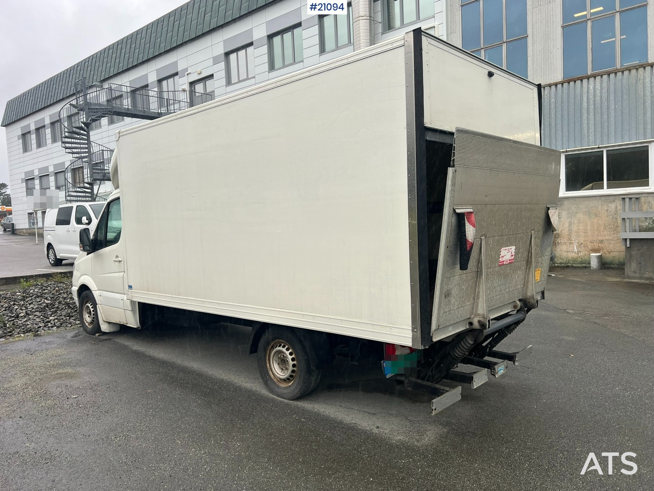 Mercedes Varebil - Truk box: gambar 3 Mercedes Varebil - Truk box: gambar 3