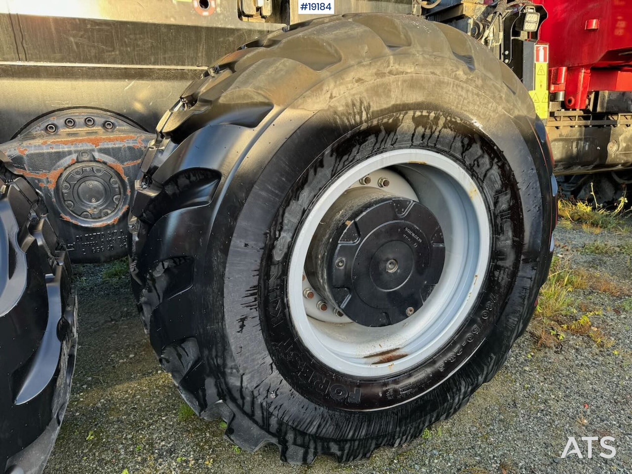 Mesin kehutanan Logset 12F: gambar 11 Mesin kehutanan Logset 12F: gambar 11