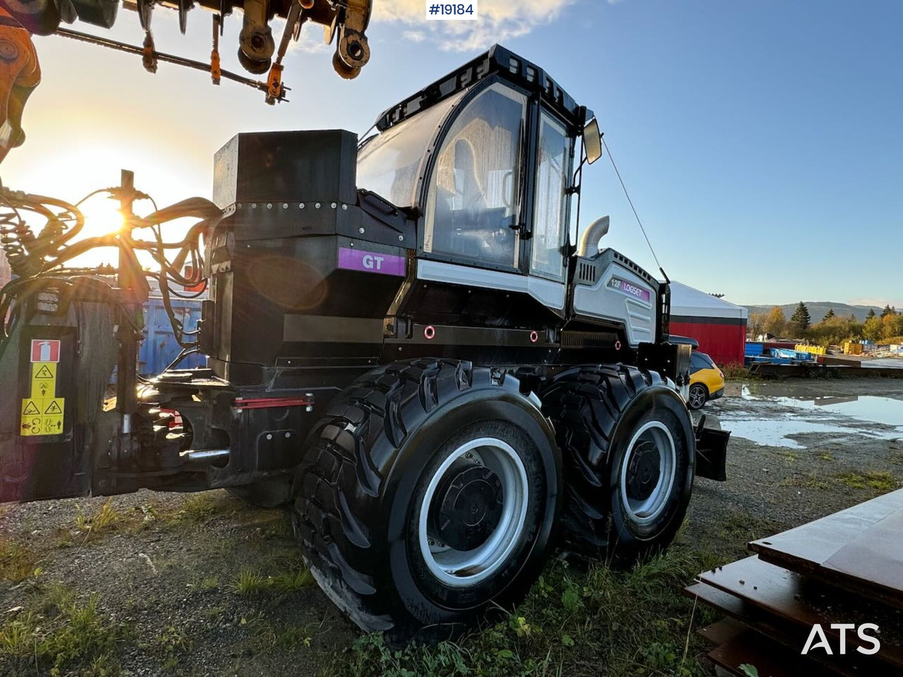 Mesin kehutanan Logset 12F: gambar 24 Mesin kehutanan Logset 12F: gambar 24