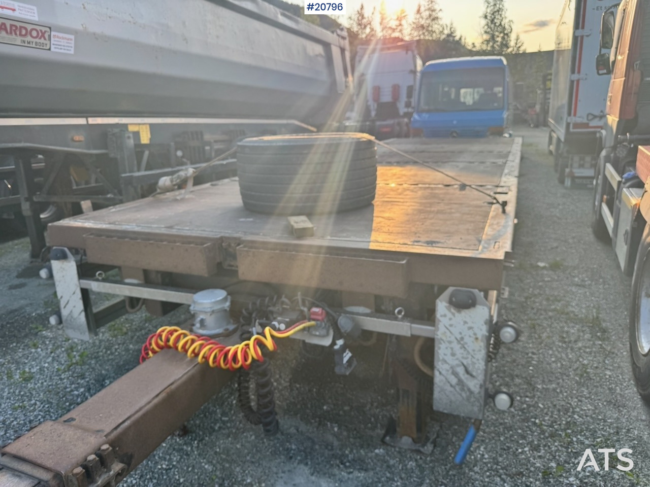 Narko plankjerre - Trailer flatbed: gambar 5 Narko plankjerre - Trailer flatbed: gambar 5