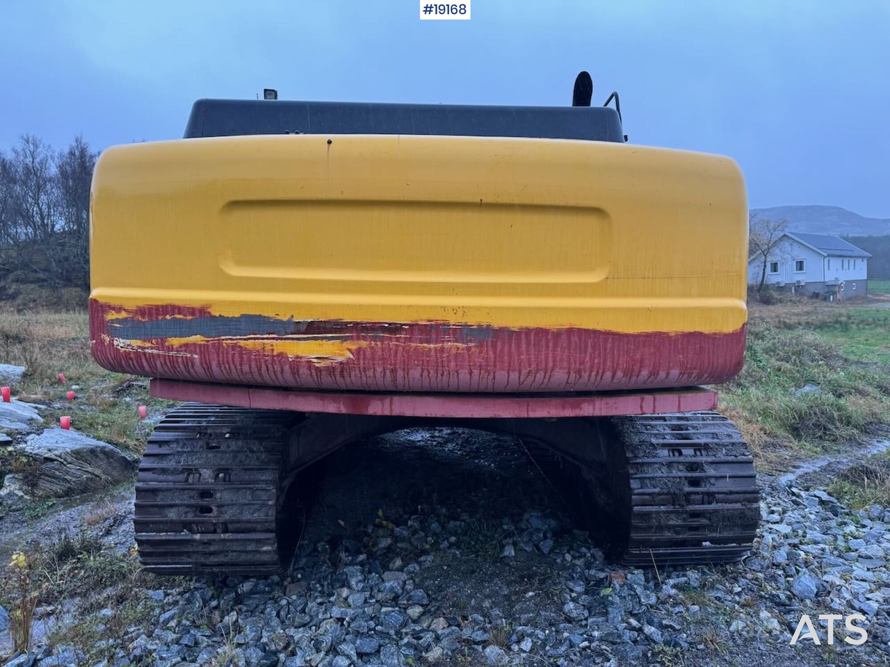 Ekskavator New Holland E385: gambar 10
