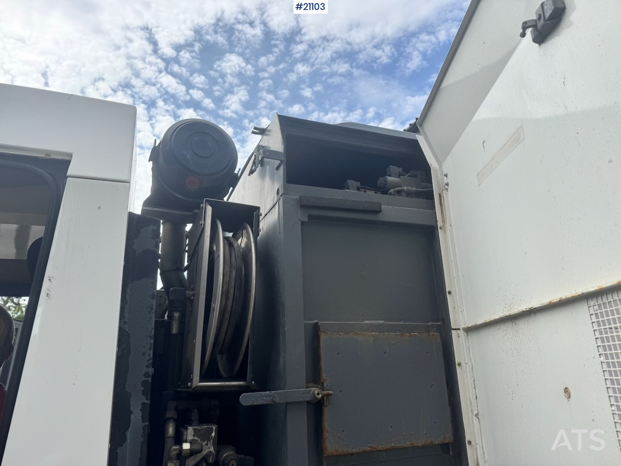 Penyapu jalan Ravo 540: gambar 19 Penyapu jalan Ravo 540: gambar 19