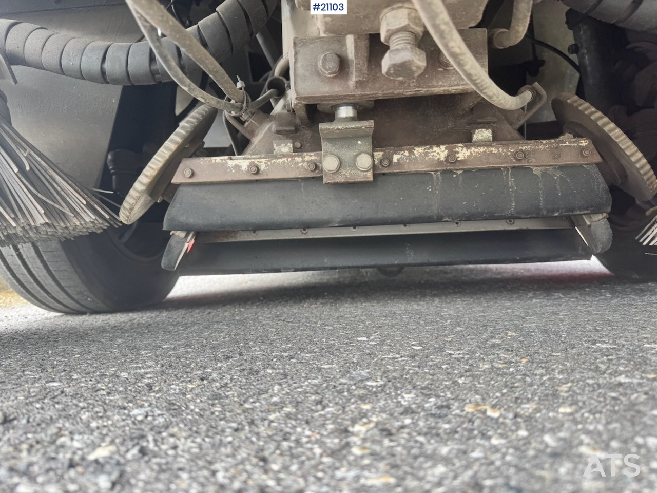 Penyapu jalan Ravo 540: gambar 13 Penyapu jalan Ravo 540: gambar 13