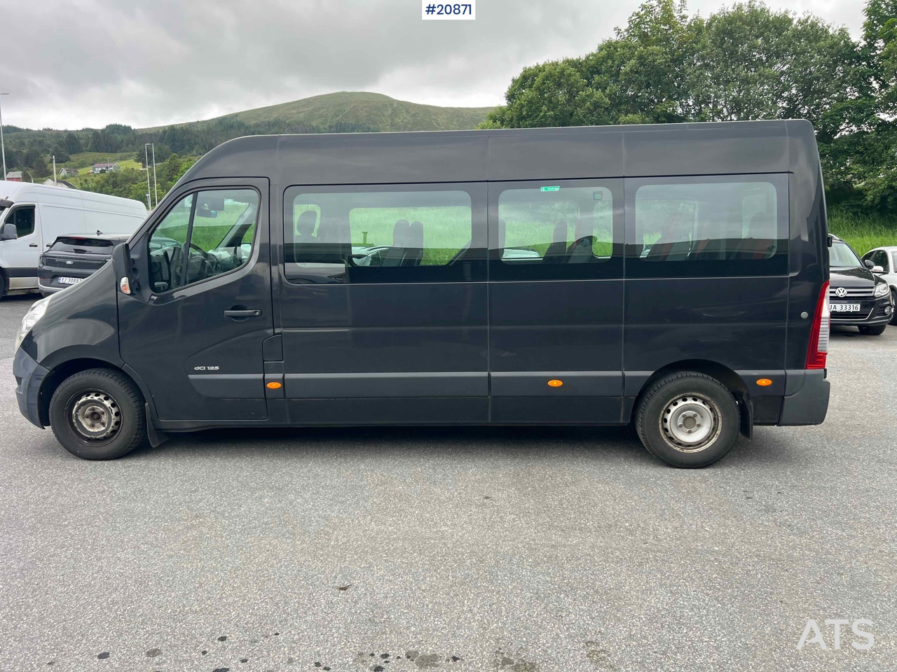 Bus mini, Van penumpang Renault DCI 125: gambar 20