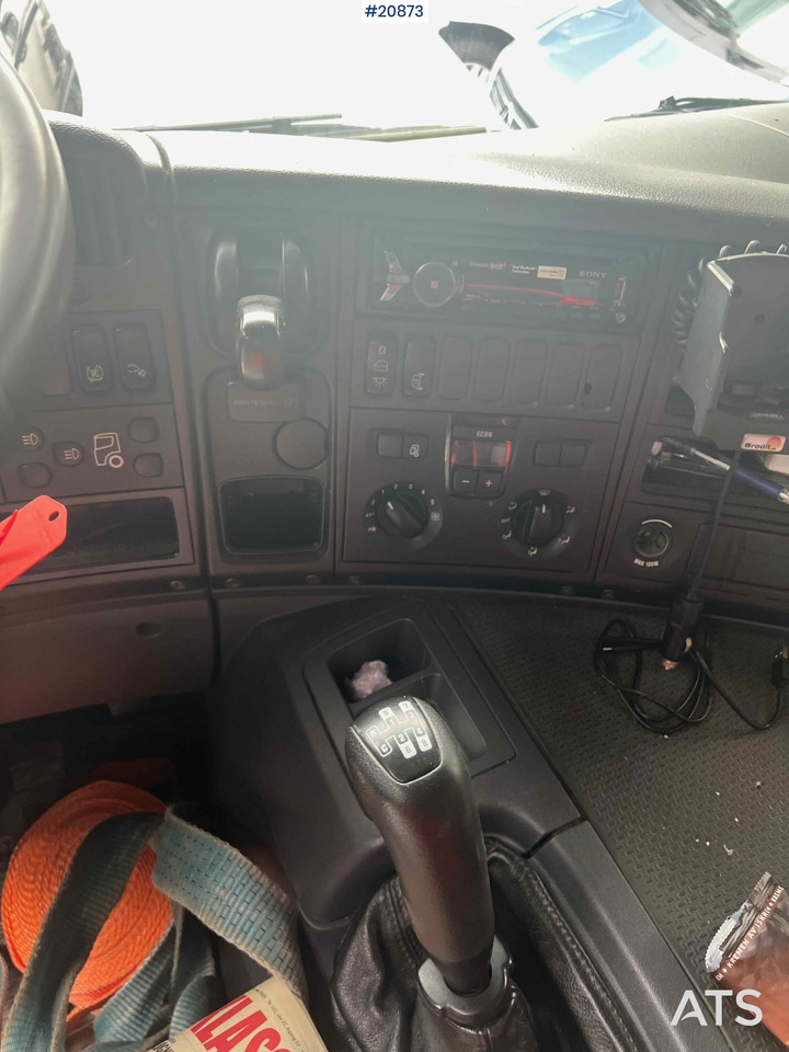 Truk box Scania P270: gambar 26