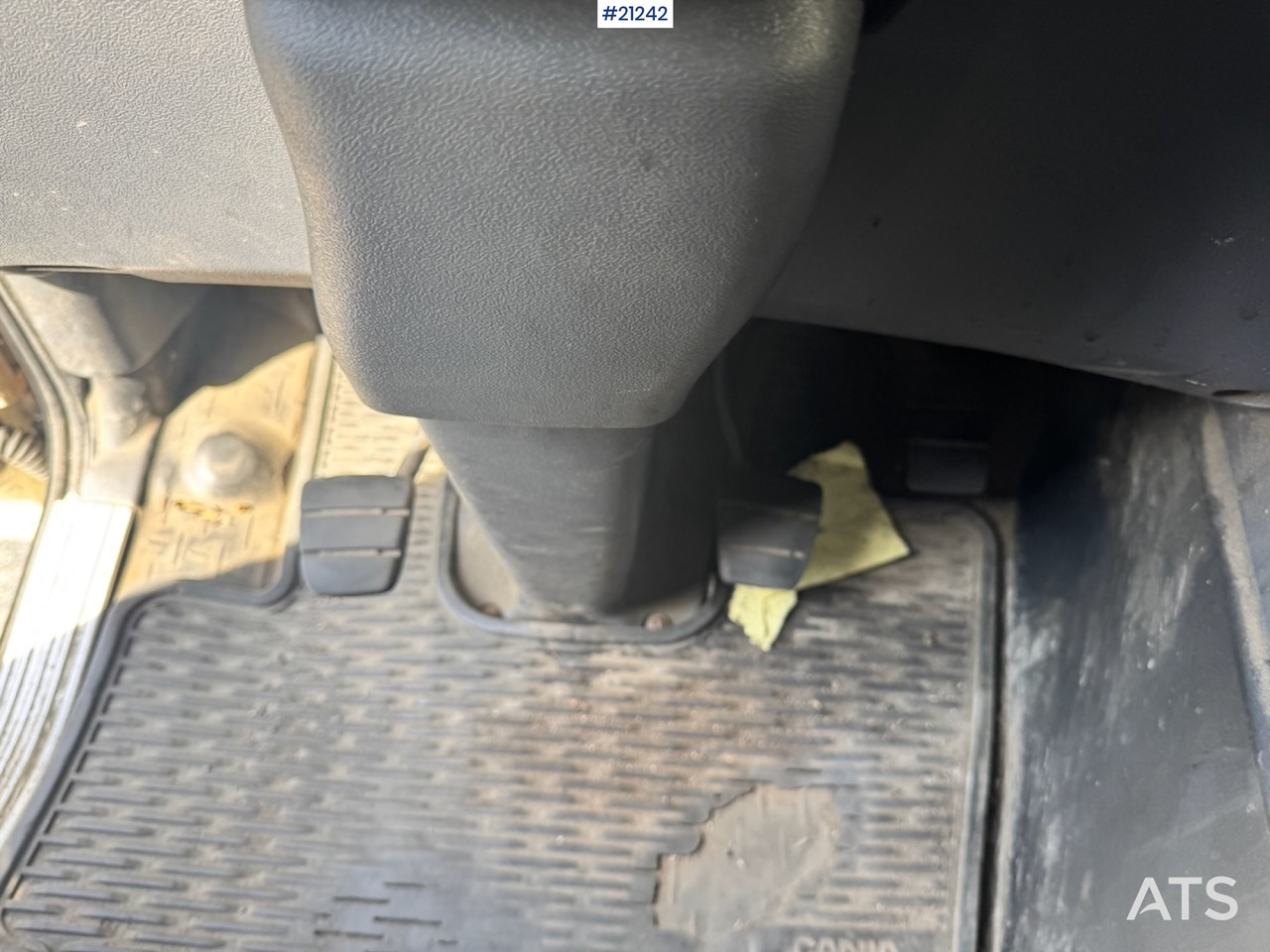 Truk berpendingin Scania P420: gambar 30 Truk berpendingin Scania P420: gambar 30