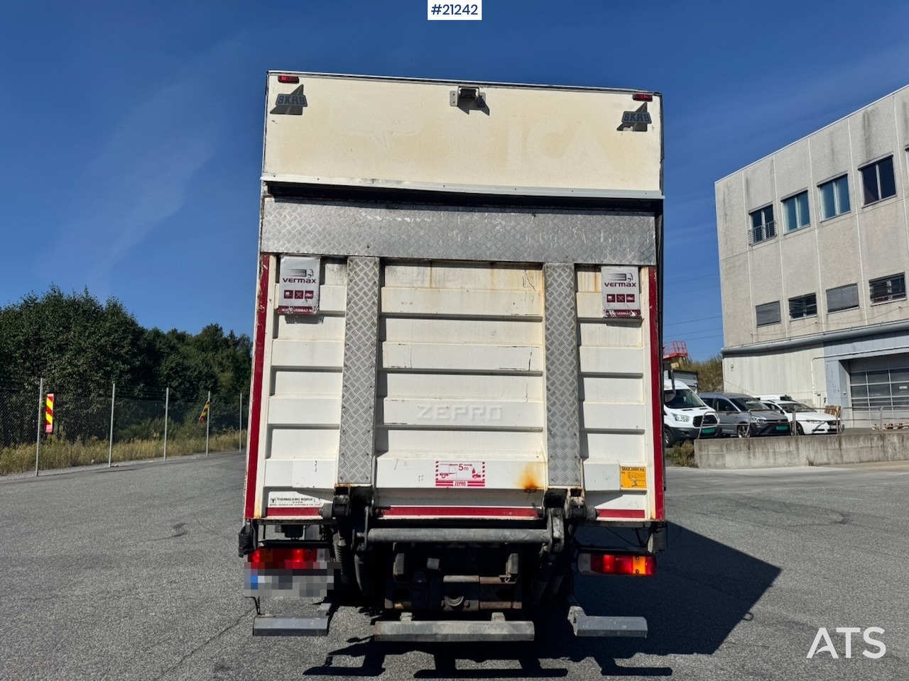 Truk berpendingin Scania P420: gambar 7 Truk berpendingin Scania P420: gambar 7