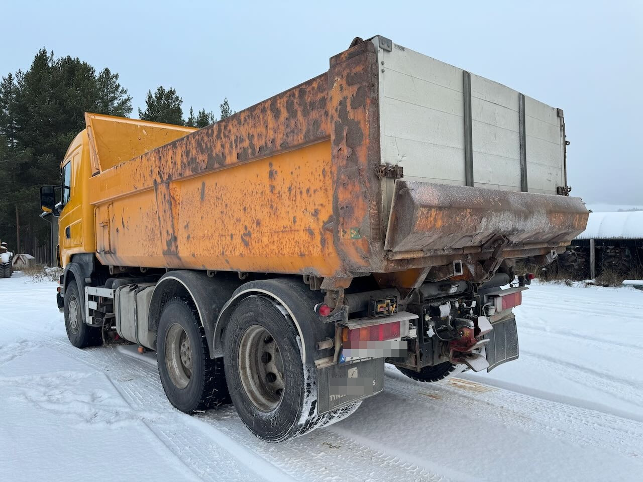 Scania R500 Brøyterigget Tippbil m/ underliggende skjær SE VIDEO - Truk jungkit: gambar 5 Scania R500 Brøyterigget Tippbil m/ underliggende skjær SE VIDEO - Truk jungkit: gambar 5