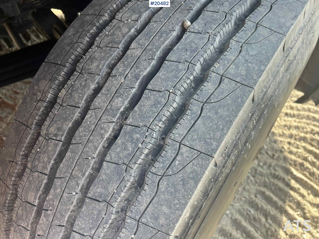 Truk jungkit Scania R500: gambar 37 Truk jungkit Scania R500: gambar 37