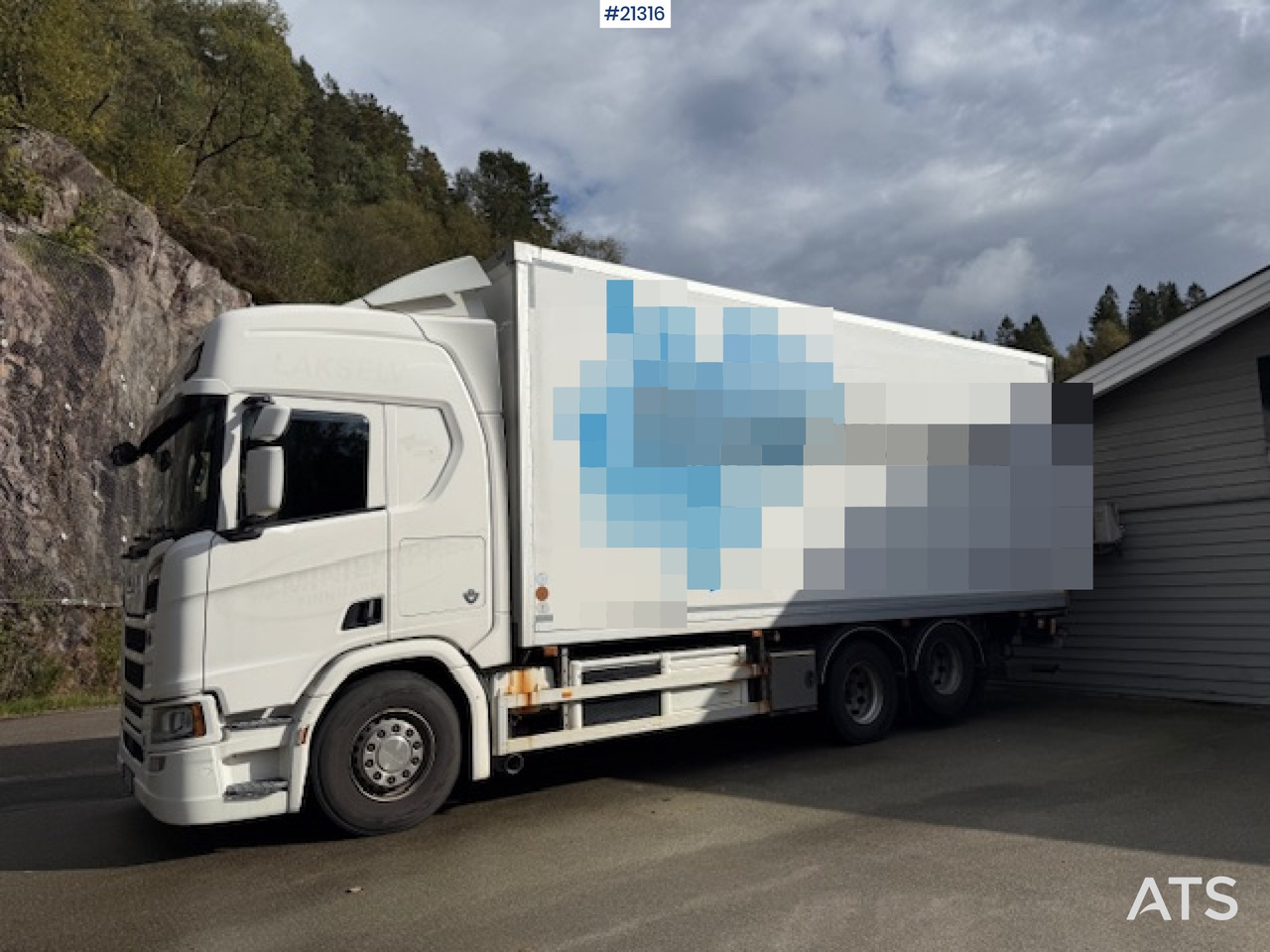 Scania R520 - Truk box: gambar 1 Scania R520 - Truk box: gambar 1